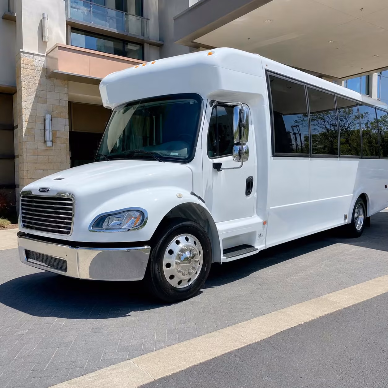 15 passenger minibus